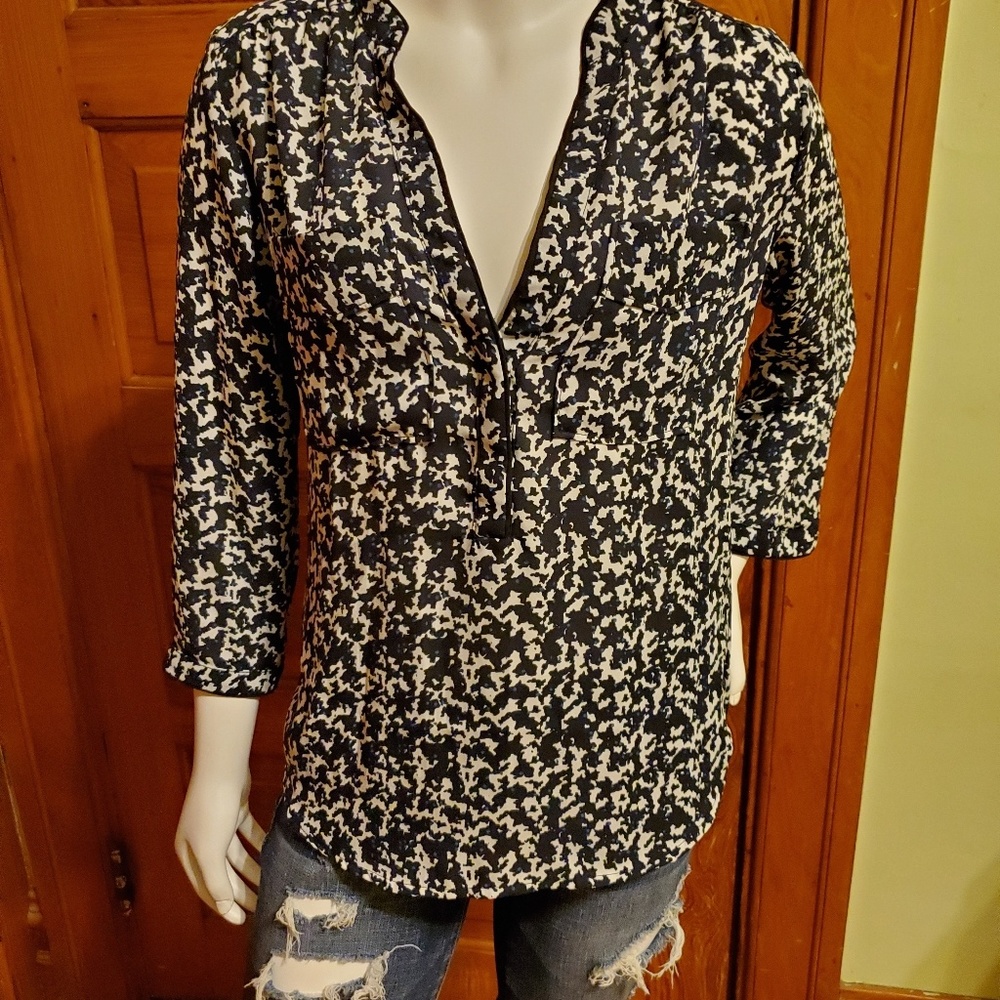 H&M V-neck Blouse